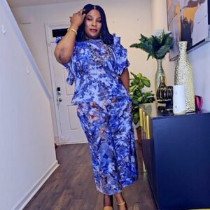 2-Piece African Adire Top and Baggy Pants for Women. - Image 1