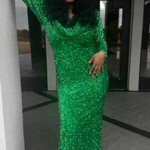 Green Velvet Women's Evening/Party Dress - Image 2