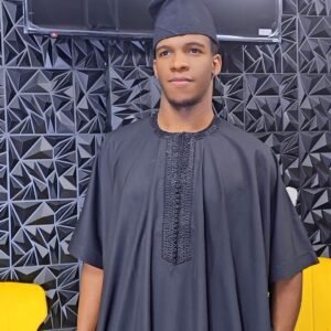African Men’s Wear Swarovski Stoned Danshiki Set - Image 4
