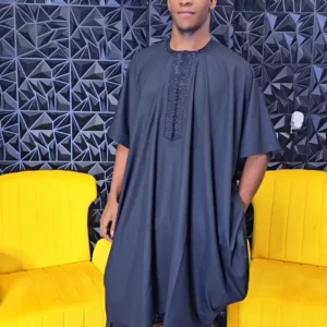 African Men’s Wear Swarovski Stoned Danshiki Set - Image 3